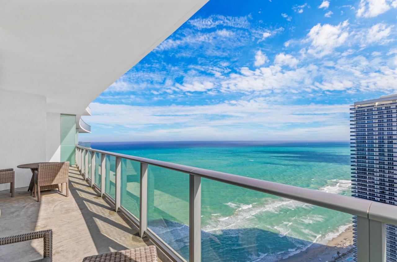 Seashore Resort - 2 Bedroom Right On The Beach Direct Ocean-View With Amenities On The Rooftop Hollywood Exterior foto
