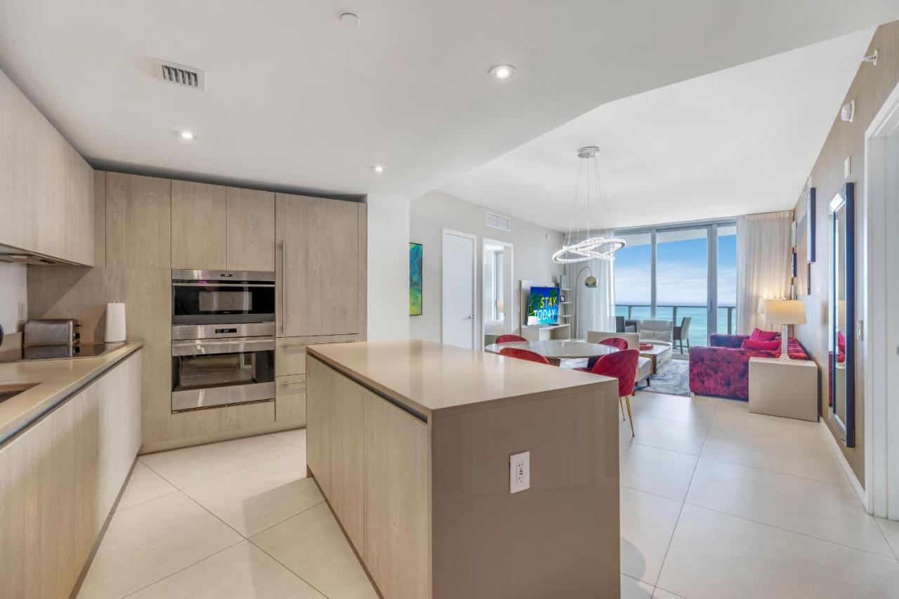 Seashore Resort - 2 Bedroom Right On The Beach Direct Ocean-View With Amenities On The Rooftop Hollywood Exterior foto