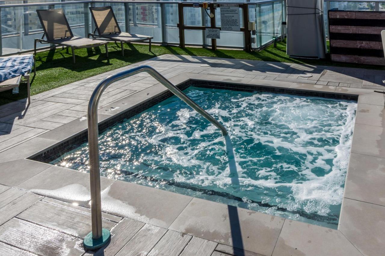 Seashore Resort - 2 Bedroom Right On The Beach Direct Ocean-View With Amenities On The Rooftop Hollywood Exterior foto